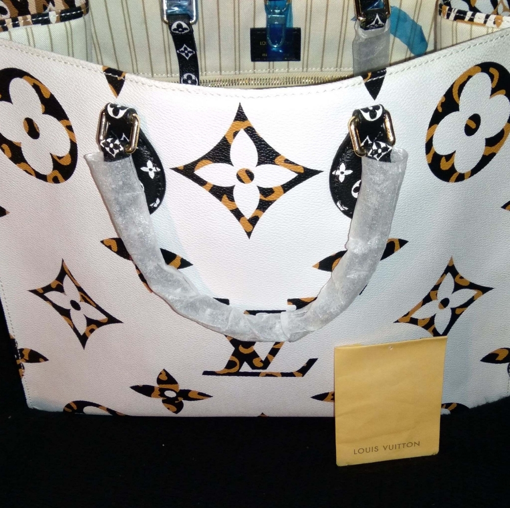 Louis Vuitton 2019 jungle collection
